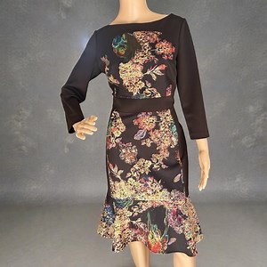 Teri Jon Floral Print Black Stretch Sheath Dress Size 10 Midi Fit Flare