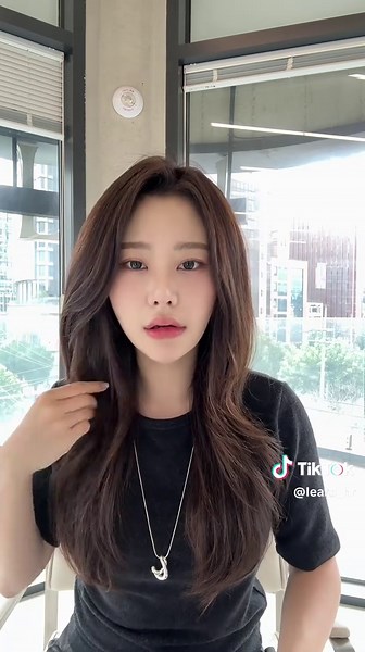 뿌리 볼륨으로 완벽한 드라이 스타일링