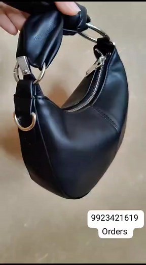 WomaniaWorld by Ankita Chawla Thakur ⚡ Shop Trendy and classy bags that make bold statements on every outfit 💓 ⚡ WHATSAPP TO ORDER on 9923421619 OR CLICK ON LINK BELOW 👇 https://wa.me/message/MRTSCWXAYVOMO1 ⚡No Cod ⚡ booking is confirmed only once payment is received via Gpay, phone pay , paytm, bank transfer. ⚡ To claim any damage plz share unboxing video of package u receive (uncut) ⚡Have a Good Day 😇 #ILOVEAIBA #womaniaworld #bags #trend #maharashtra #bagslive #trendybagstyle #Totebags #Sl