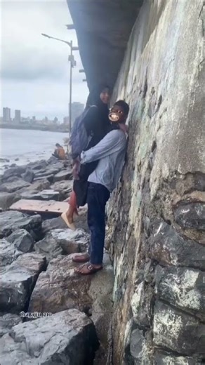 Bluetooth device connected successfully 😂 #hijab #shorts #viral #love