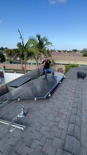 One important detail when getting solar installed on your home is how it will be flashed and sealed! If the system is improperly sealed you can experience major leaks on all the mounts. #construction #contractor #roofing #generalcontractor #homeimprovement #thegeneralcontractor