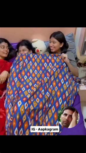 Yogendra Singh on Instagram: "在日本，研究人员正利用智能人行道将日常活动转化为清洁能源⚡。这些道路内嵌特殊的压电材料，可以从行人的脚步中收集动能。当人们行走、奔跑或跳跃时，路面会轻微变形，从而产生机械压力。压电晶体将这种压力转化为电能🔋。 这些能量可用于照亮路灯、为公共显示屏供电，甚至监测行人流量。这种技术不仅减少了能源浪费，还展示了未来城市的无限可能🌍。 在东京、京都等城市的试验区，人们的每一步都在为绿色地球贡献力量💚。科技让生活更环保，也让每一个脚步更有意义✨ #日本 #科技 #创新 #可持续 #绿色能源 #未来城市 #环保 #知识 #事实 #推荐 #你知道吗 #技术 #实验 #热门"