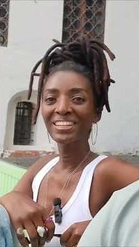 African girl born in Russia speaks perfect Russia- Unbelievable! #russia #expats #travel #podcast