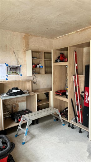 6.1K views · 59 reactions | Greenock Project - end of week 5 and day 25  . There has been SO much progress this week and it’s been amazing seeing it all come together 欄 . Some amazing teamwork on this job, thank you to everyone involved 﫡 . Buzzing to get tore into it next week  Have a good weekend people  | Keel's Joinery | Facebook