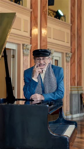 Festival Salsa Al Parque on Instagram: "🎹 En #SalsaAlParque2025 rendimos homenaje a un maestro cuya huella es imborrable en la historia de la música latina: Edy Martínez. Pianista, arreglista, compositor y productor, su genio artístico marcó el sonido de agrupaciones icónicas como las de Tito Rodríguez, Machito, Mongo Santamaría, Willie Colón, Ray Barreto, Héctor Lavoe, Fania y muchas más. Su legado también ha sido reconocido con premios Grammy junto a Tito Puente, Larry Harlow y Eddie Palmieri