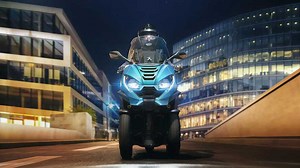 2020 Peugeot Metropolis Three-Wheeler Grew LED Fangs And Claws