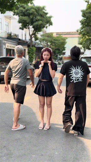 Don’t Try That on Girl | MUSCLE MAN | #namphuong #muscleman #funny #shorts #hero #kindness
