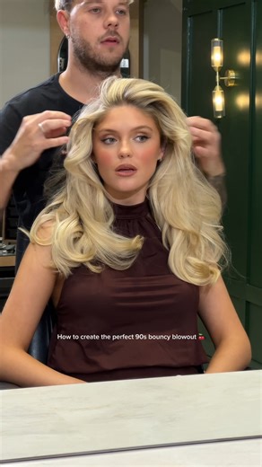 Your Christmas day look starts with the pin curl technique using our duet blowdry brush. Here’s how: 🍒 Ensure hair is towel-dried to 80%. 🍒 Apply a heat protectant and section the hair. 🍒 Use the duet blowdry brush for 2–3 passes, twisting as you go to form the shape of the curl. 🍒 Before the curl cools, roll it back up and pin against your head. 🍒 Let your style set for 10–15 mins, mist with hair spray, then release the pins for long-lasting bounce and body! Recreate by shopping duet blowd