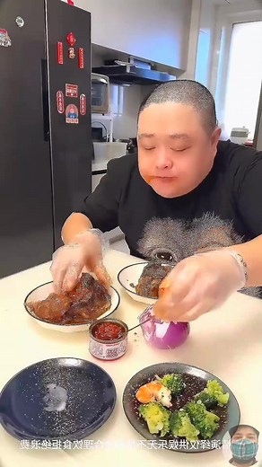 Most Spicy food eating challenge part 2 #facebookreel #virals #FacebookPage #view #eating #BOOMchallenge #reelsfbシ #reelschallenge #kitchenrecipies #recipe #mukbangers #husband #explorepage | Chilli Eating Challenge