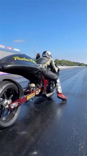 Suzuki Gsx-R turbo Hayabusa Vs Kawasaki ninja H2R 💥🚨 #hayabusa #suzuki #kawasaki #ninja #h2r #h2#fyp