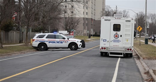 Pair of passengers dead after SUV strikes tractor trailer reversing into Beaverton driveway, say Durham police