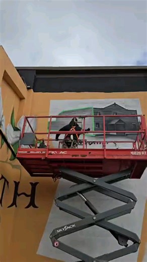 Took a trip to the legendary film studio on film st today @filmcacentrecinemas #sernacustomartwork #hollywoodnorthmural #filmstudio | SERNA custom Artwork