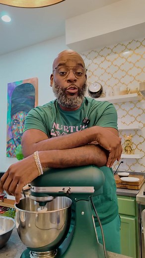 Classic Vanilla Pound Cake! Recipe is on the DariusCooks App! | DariusCooks