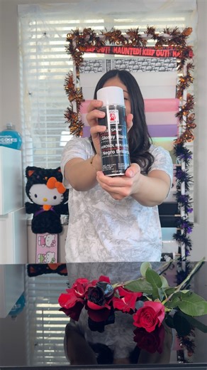 9.7K views · 45 reactions | The best floral spray! #designmaster #floralspray #florist | Pretty Pastel Pastries | Facebook