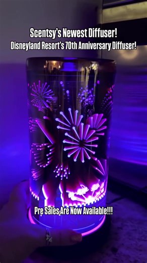 @scentsy created the most beautiful diffuser shade in collaboration with Disney to celebrate Disneyland’s 70th Anniversary! 🏰🎆 This isn’t just cute decor! It’s paired with a Scentsy diffuser, and it becomes a full sensory experience with an 8 hour scent stream and dreamy lighting effects that feel like a bit of that fireworks magic right in my space. Sleeping Beauty Castle wraps all around the shade, complete with Mickey-shaped fireworks and a little Tinker Bell sparkle! It’s absolutely MAGICA