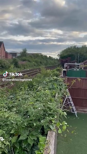 What a tone 👏 Transpennine❤️ #train #dowhatmakesyouhappy #trainspotting #transpennine #transpennineexpress @TransPennine Express