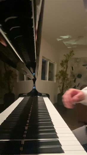 Guys I’m actually really good at piano 😀 #SmoothLikeNitroPepsi #fyp #piano #viral