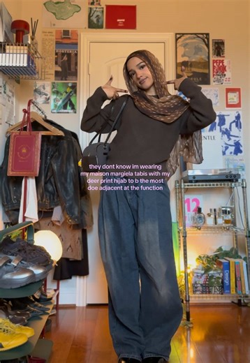 looking like that pic of lil wayne wearing socks in the jacuzzi #OOTD #maisonmargiela