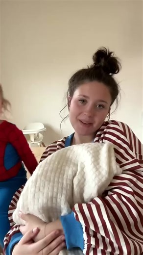 Baby #2 reveal anyone!!!! Hahaha also rustyns lip syncing is on point🤣