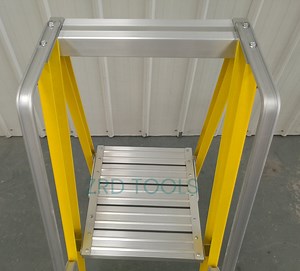[Hot Item] One-Section Fiberglass Insulation Adjustable Folding Step Platform Ladder