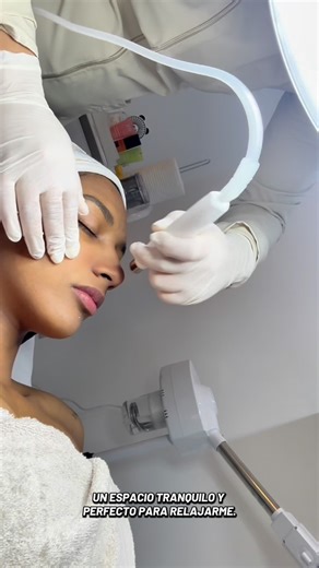 Jenifer Foster on Instagram: "Limpieza facial profunda para darle a mi piel ese glow que tanto necesitaba ✨ Gracias @jymglowcenter por el servicio tan profesional. Si buscas resultados reales desde la primera sesión, este es el lugar"