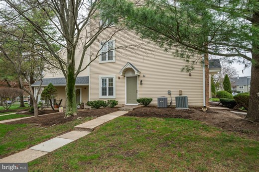 301 Society Pl, Newtown, PA 18940 - MLS PABU2117438 - Coldwell Banker