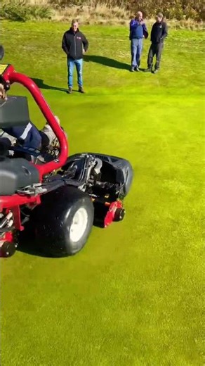 GreenTeks Thatch-Away Verticut demonstration running at -1mm Halifax Golf Club