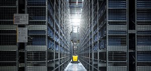 Medium / high level order pickers | Jungheinrich