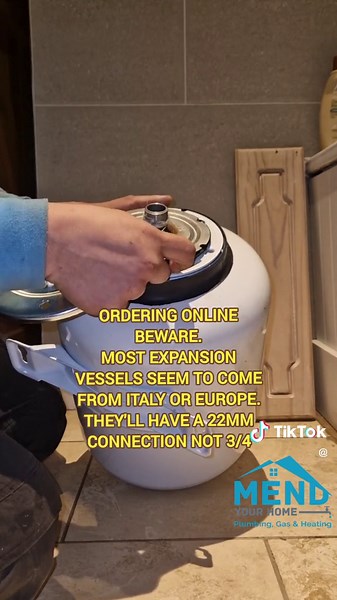 Replace expansion vessel diaphragm bladder membrane #plumber #plumbersoftiktok #plumbersofinstagram #gasengineer #gasengineerlife #expansionvessel #unvented #unventedcyilnder #repair