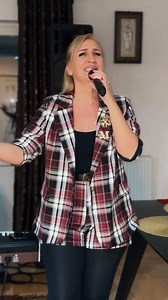 Asta-i pentru curajoși 😆 Melodie reinterpretată de mine , din repertoriul lui Cosmin Marta 💚 | Ancuta si Grigore Pop