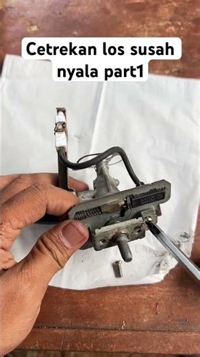 Part 1: The stove burner is loose and hard to light🔥 #gastutorial #practicaltips #education