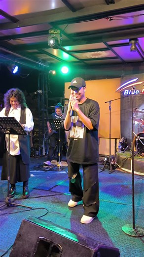 Bluemotion101 သည် TikTok ပေါ်တွင် ရှိသည်