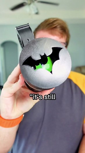 New and Improved Bat Signal Cover for Flashlight | Outdoor Test