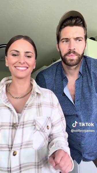 Fun Song Quiz Challenge with Alexa! Can You Name the Song and Artist? 🎵