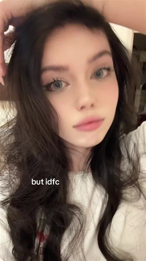 sophh 🐈‍⬛ (@sopphnn)’s video of idfc blackbear