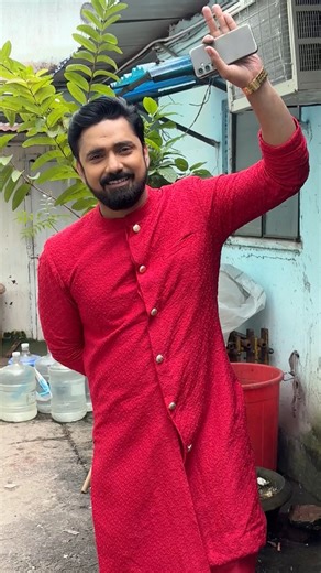Rubel Das same same different 😂😂😂 Rudra Saha #funnyvideo #bts #banglaserial #zeebangla #bengaliserial #rubeldas #tuiamarhero #rudrasaha #maa #fbreels #facebookreels #fbminivlog #facebookminivlog #viral #foryoufeed | Rudra Saha