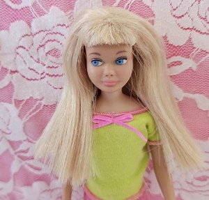Vintage Blonde Barbie Skipper Doll, Platinum/blonde Straight Leg Skipper Mattel Doll, Barbie's Little Sister Orig Red Stripe Swimsuit SWEET! - Etsy