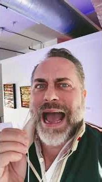 Paint your walls with a feather duster in the 90s