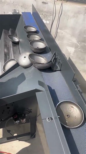 Customizable Automatic Bowl Feeder for Efficient Workpiece Handling”