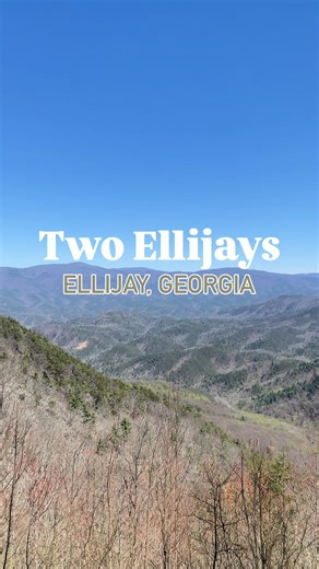 Entering the town of Ellijay, Georgia. 90 minutes north of Atlanta and 90 minutes south of Chattanooga. 🌄 Much like the fictional town of Twin Peaks, Ellijay weaves small-town charm with a touch of the uncanny. Here, quirky coffee shops, whispering woods, and diner-worthy cherry pie come together to celebrate the wonderfully weird side of mountain life. 🛸 🌲 “The owls in Ellijay are not what they seem”- Ellijay’s rolling foothills meet the bright blue sky, while its dense woods are alive with 