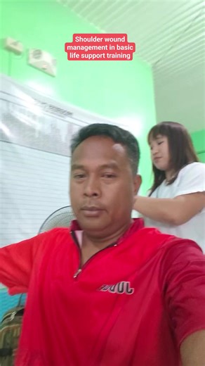 Managing shoulder wound in basic life support training of our future care givers.... #basiclifesupporttraining #BLSTraining #BasicLifeSupport | Elizer Librado