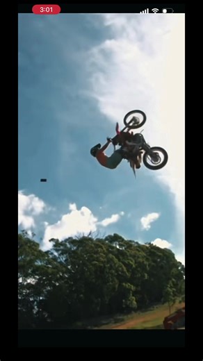 Mastering the Double Backflip in Motocross