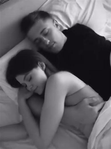 Romantic Couple Videos That Capture Love and Affection