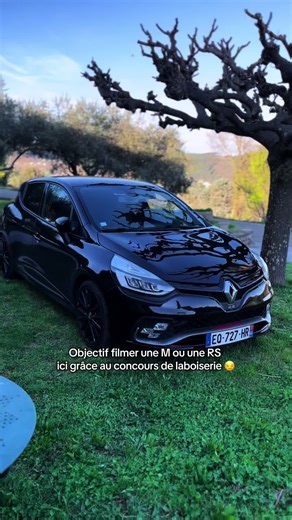 On tente de gagner une M ou une RS pour la filmer ici ! Tout sa on espère grâce au concours de la boiserie ! Sa se passe sur son site https://la-boiserie.fr ! ##Laboiseriemvsrs##laboiserie##concours##concoursbouserie##pourtoi