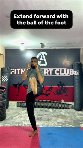 Basic Kick Type 1 | Front Kick (Teep) for Beginners 🥋🔥