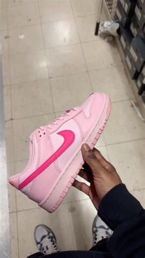 Triple Pink Nike Dunk Low 🔥🔥