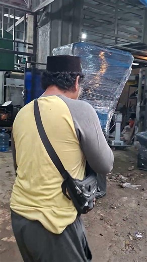 Thank God, the delivery of 12 units of bakery equipment machines to Tegal, Central Java, Indonesia