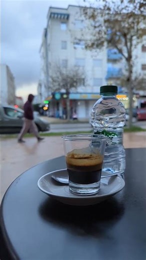 Slow motion by Google pixel 6 pro