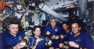 L'Homme veut coloniser la Lune, mais un problème subsiste : qu'y mangera-t-il ?