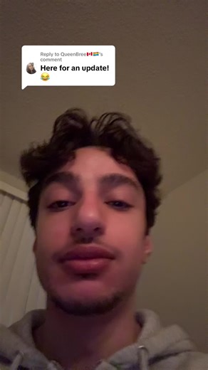 Replying to @QueenBree🇨🇦🏳️‍🌈 | AirPods Case